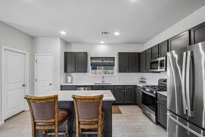 Trailstone Dr-S0407-012.jpg