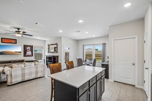 Trailstone Dr-S0407-015.jpg