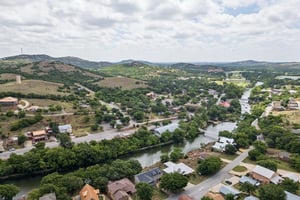 129 Upper E Lake Dr_008.jpg