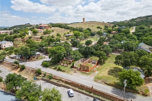 129 Upper E Lake Dr_016.jpg