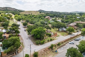 129 Upper E Lake Dr_018.jpg