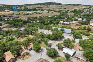 129 Upper E Lake Dr_020.jpg