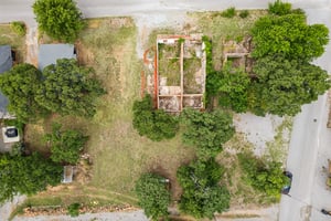 129 Upper E Lake Dr_024.jpg