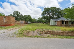 129 Upper E Lake Dr_001 (2).jpg