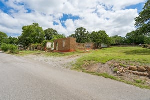 129 Upper E Lake Dr_004 (2).jpg