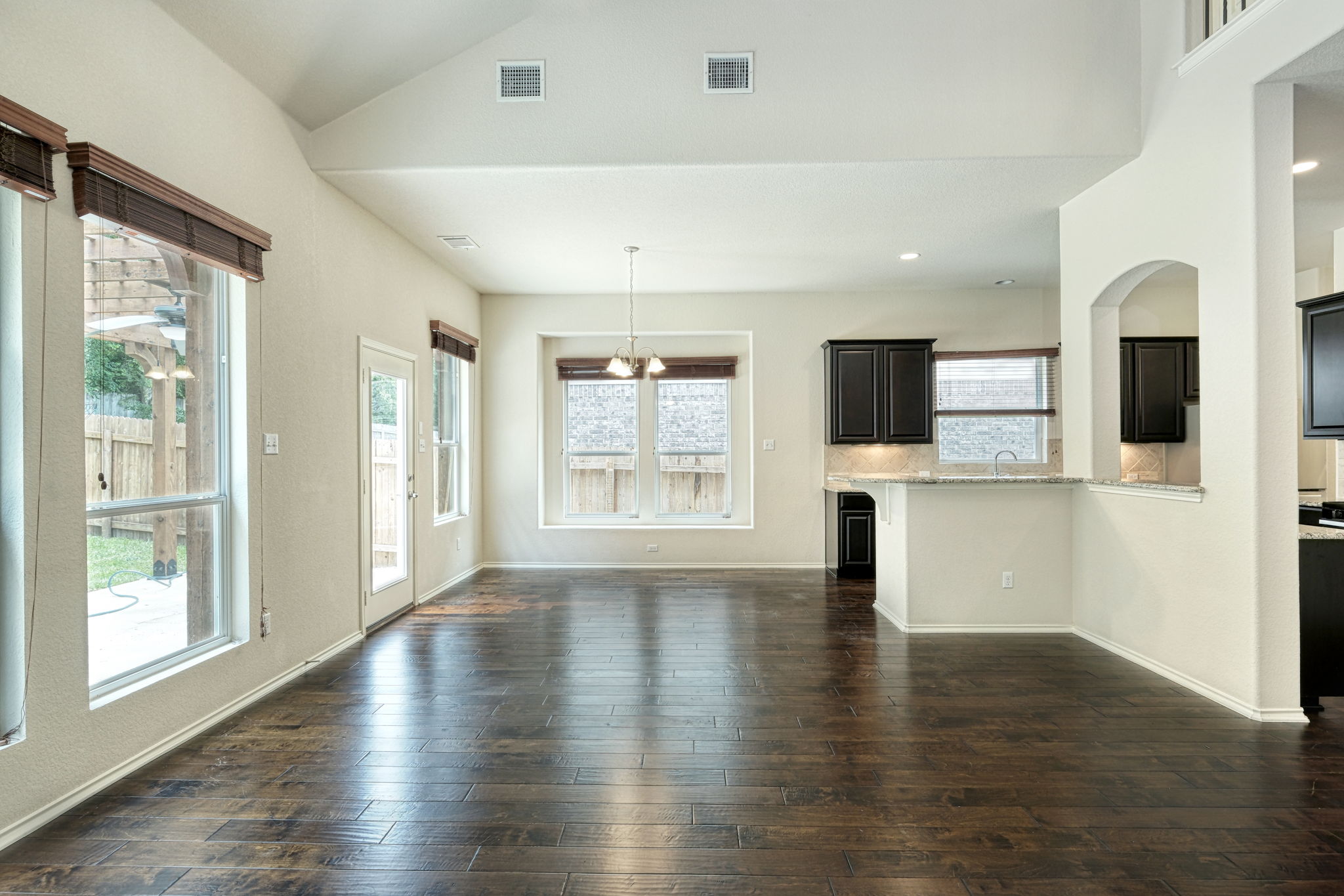 Living Room/Eating Area/Kitchen