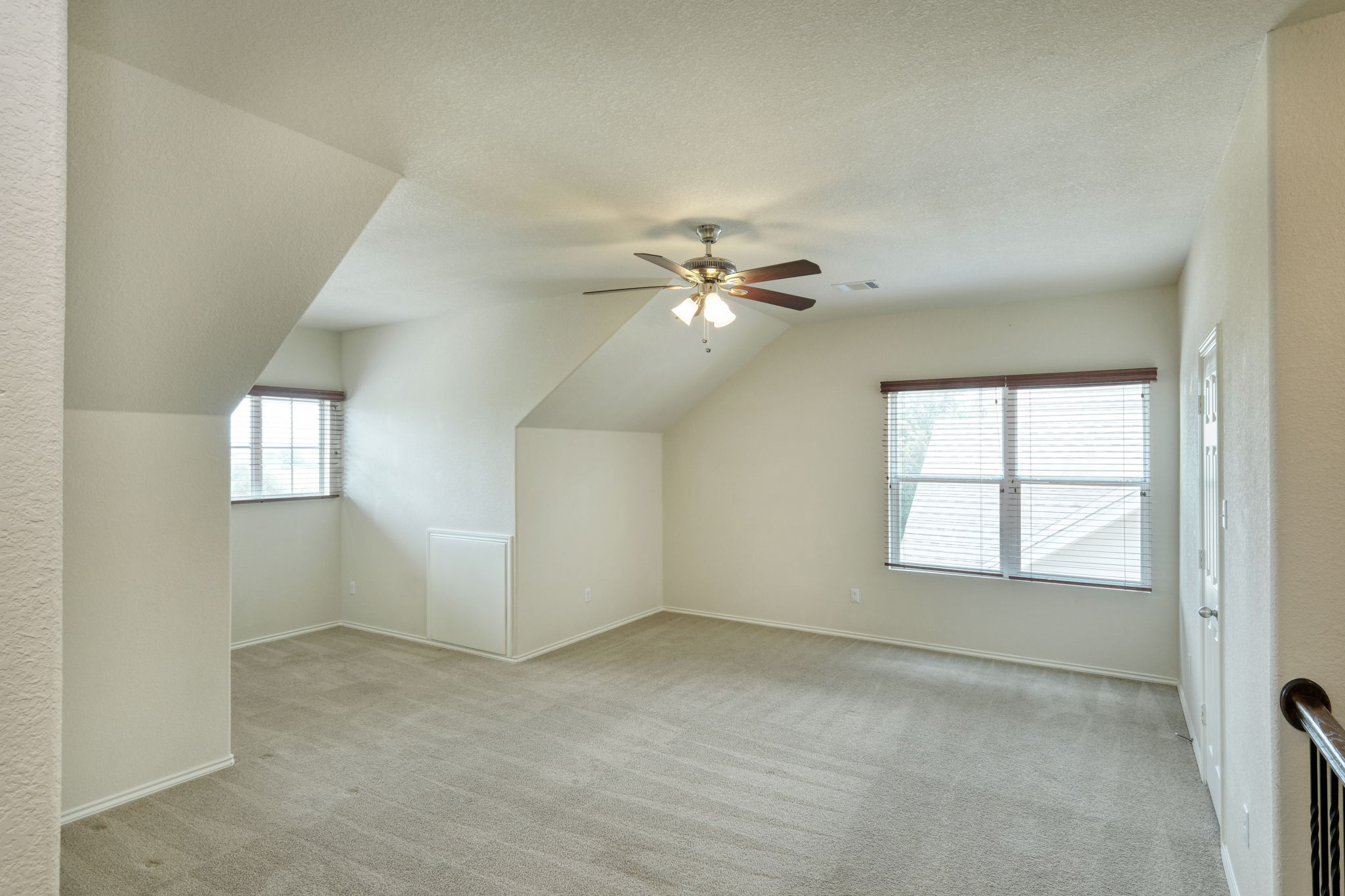 Loft/Bonus Room