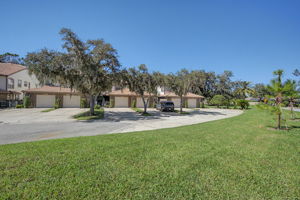 Front Exterior12