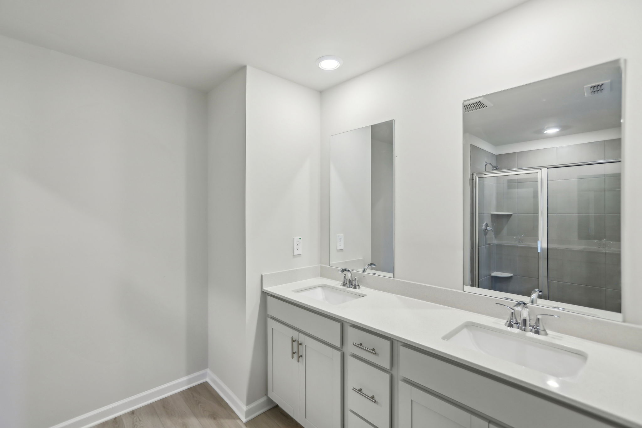  Atlanta- Martin Springs -1290 Firefly Field Trace Lawrenceville Georgia 30045-025