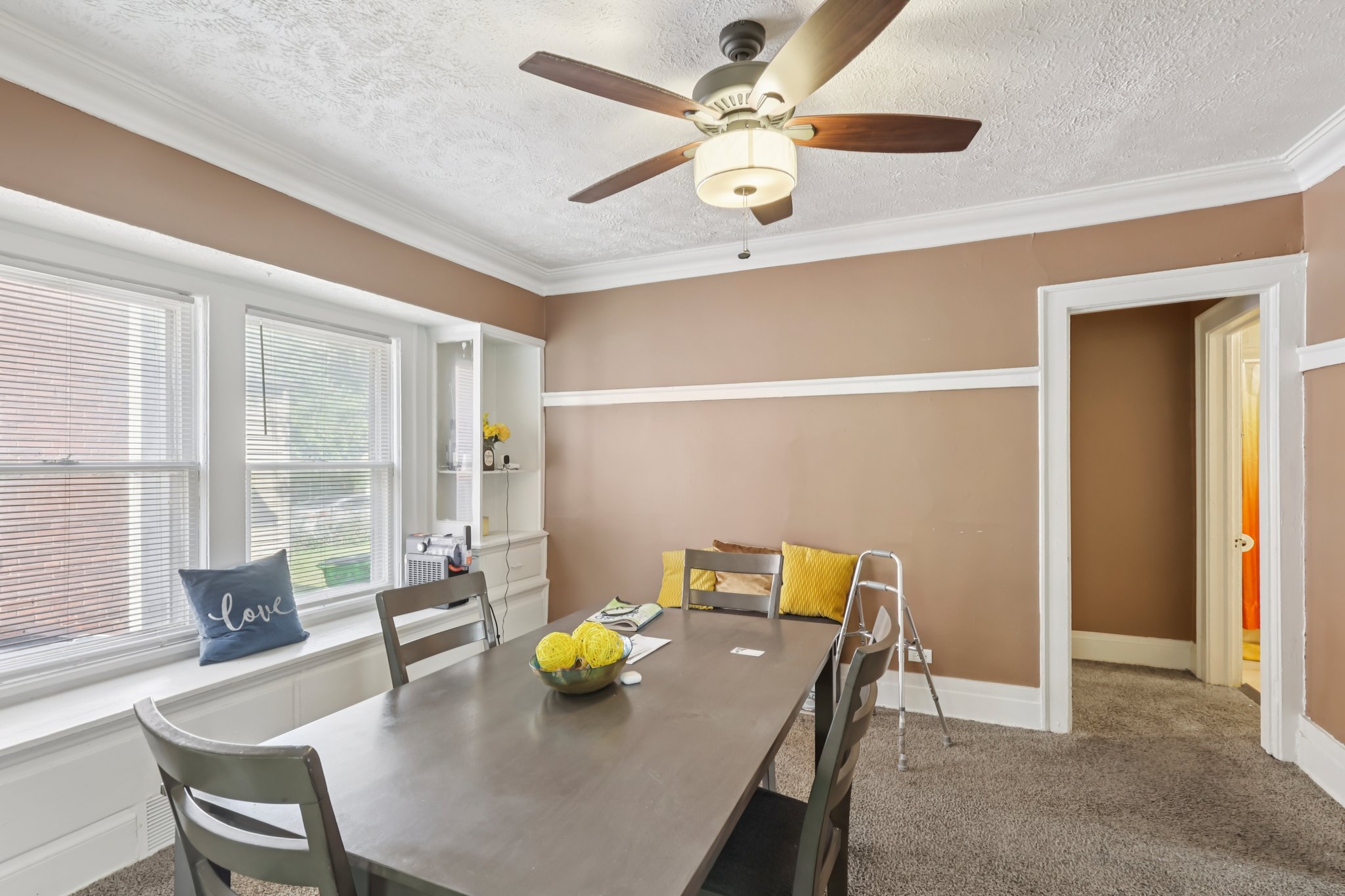 Maplerow Ave-S0609-009.jpg