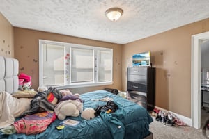 Maplerow Ave-S0609-023.jpg