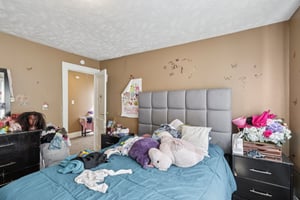 Maplerow Ave-S0609-025.jpg