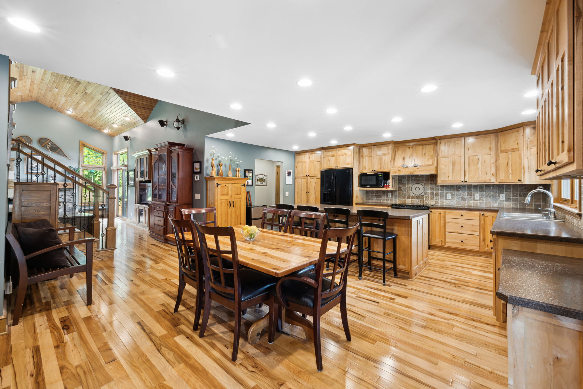 11_Interior