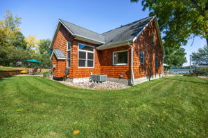 08_Exterior