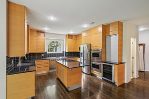 Maple St-1306-012.jpg