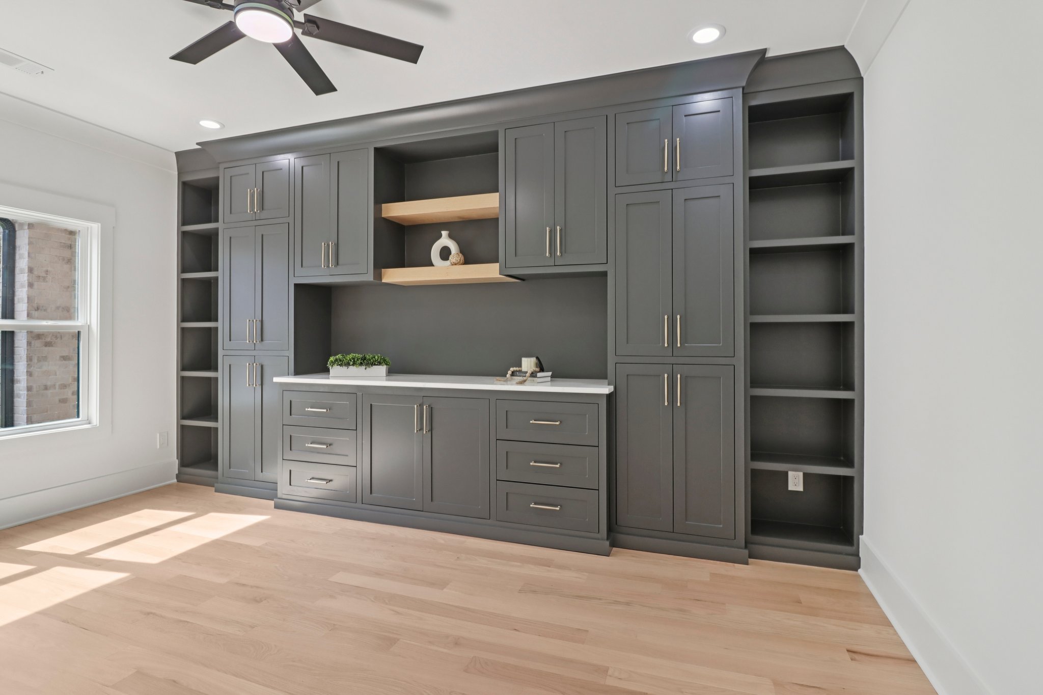E M Croy Rd-S2207-066.jpg