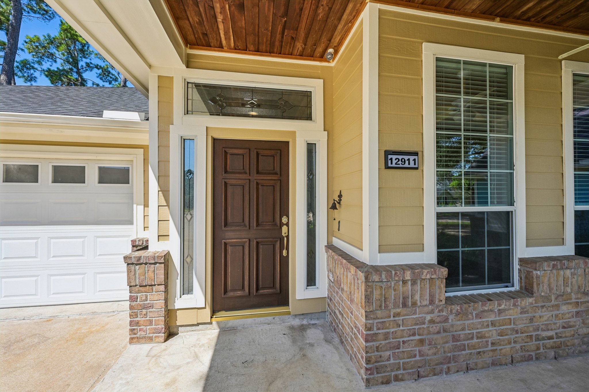 Red Laurel Ct-S2308-006.jpg