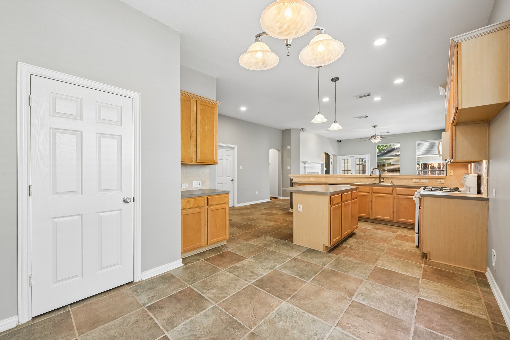 Red Laurel Ct-S2308-018.jpg
