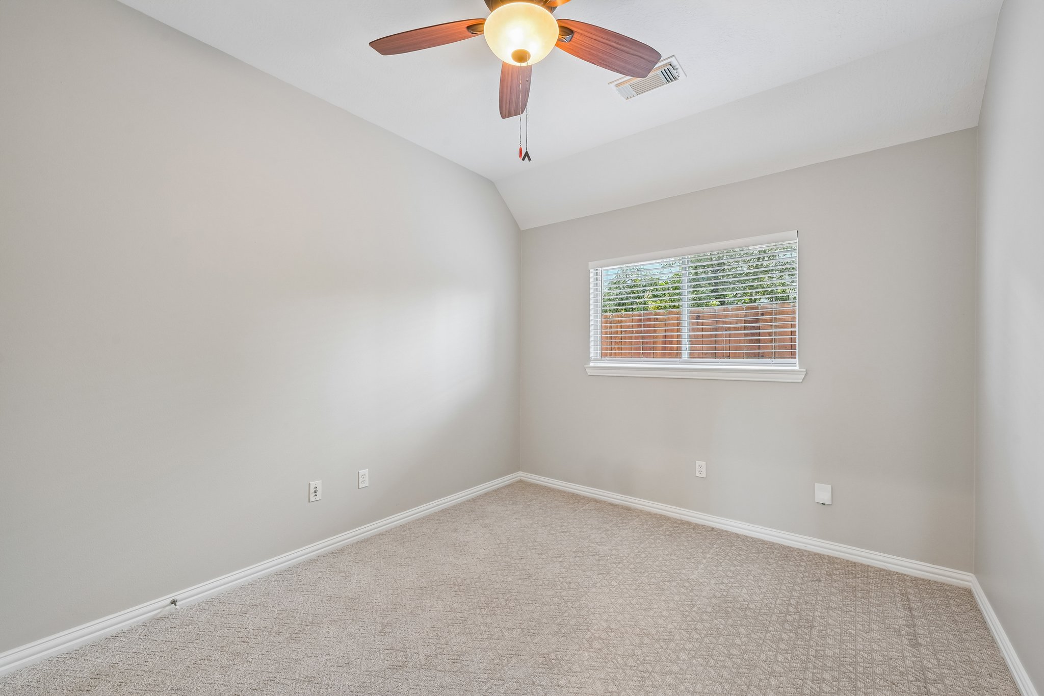 Red Laurel Ct-S2308-026.jpg