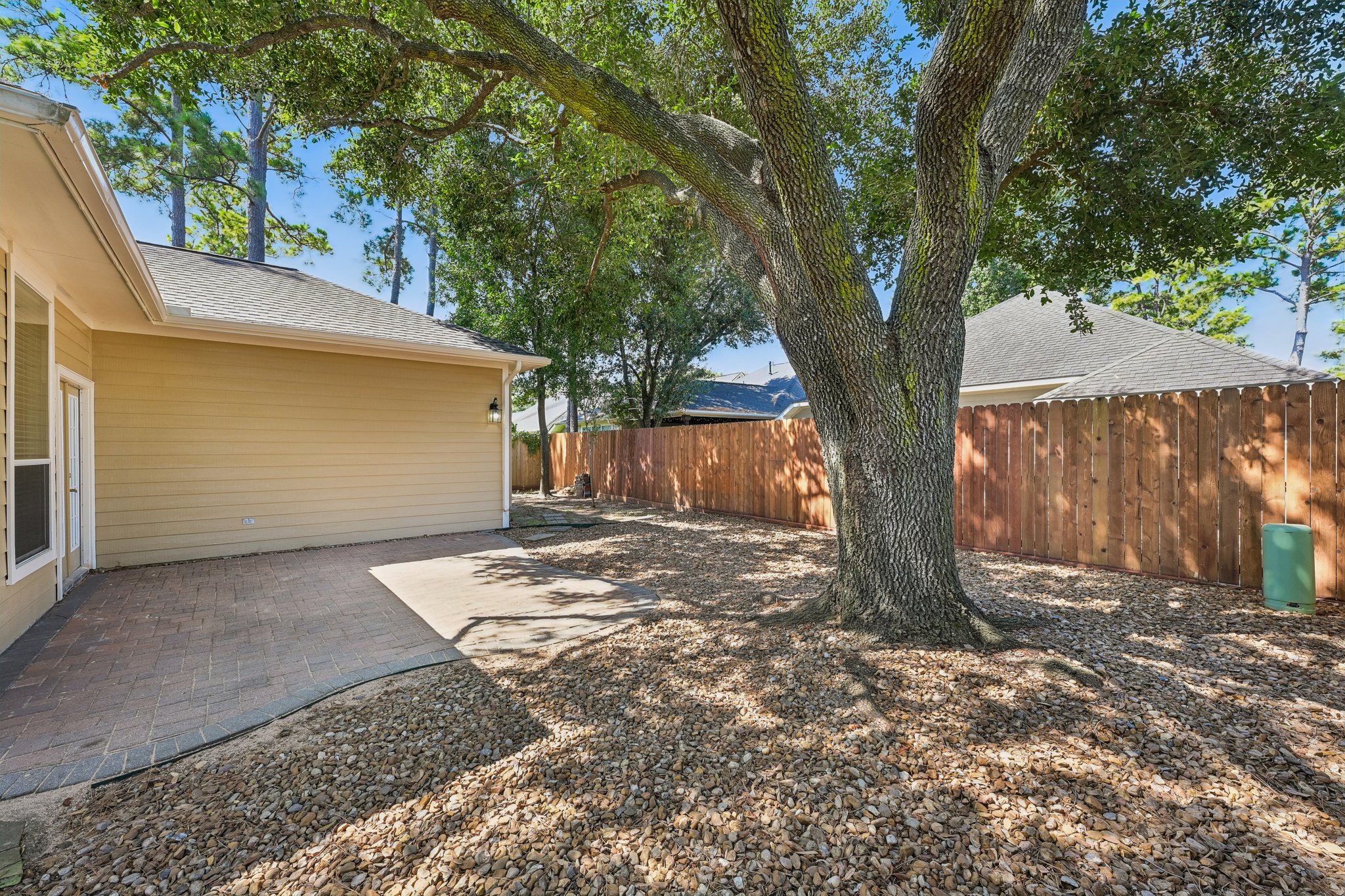 Red Laurel Ct-S2308-041.jpg