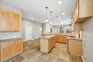 Red Laurel Ct-S2308-024.jpg
