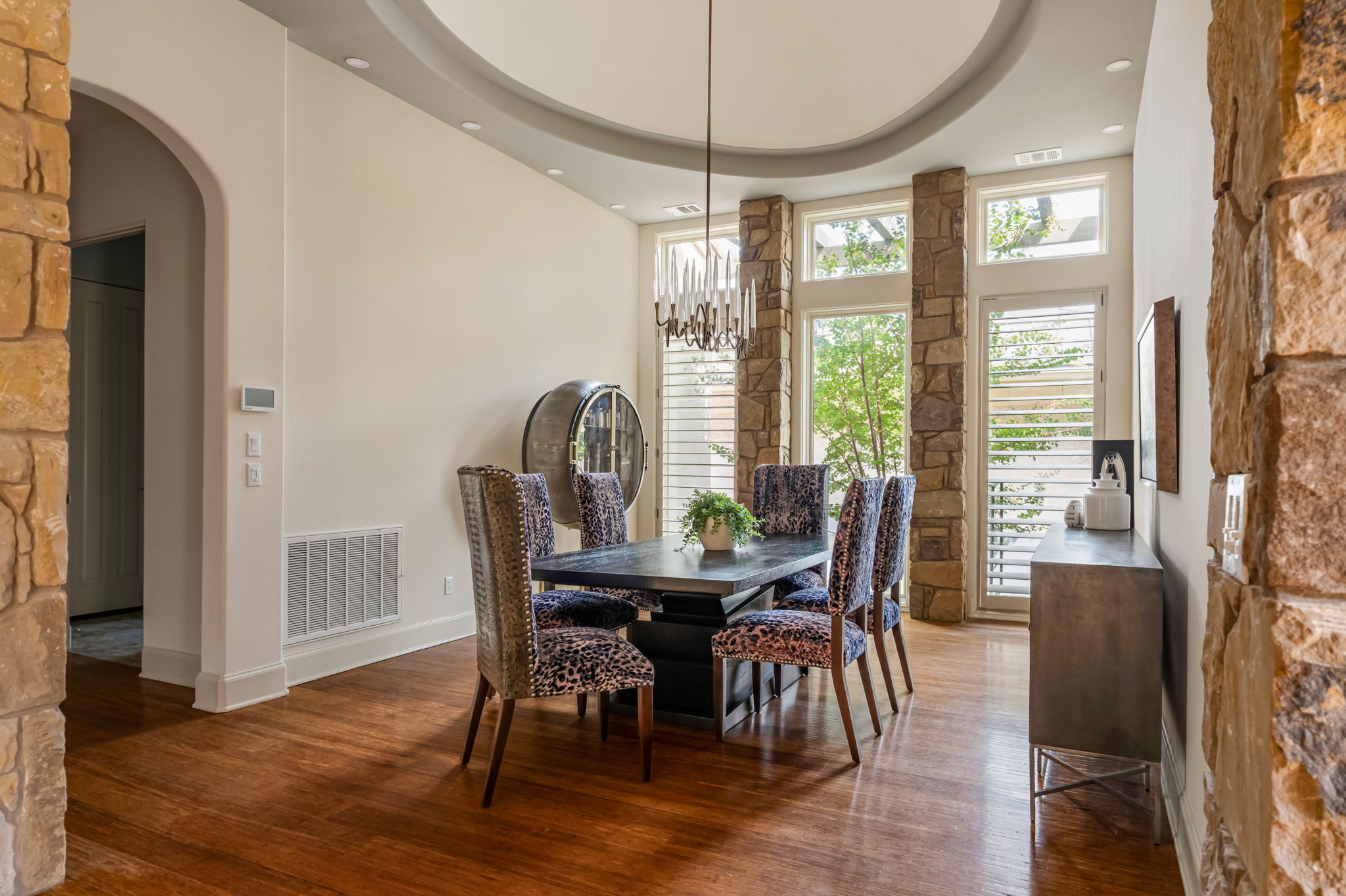  Photo 39