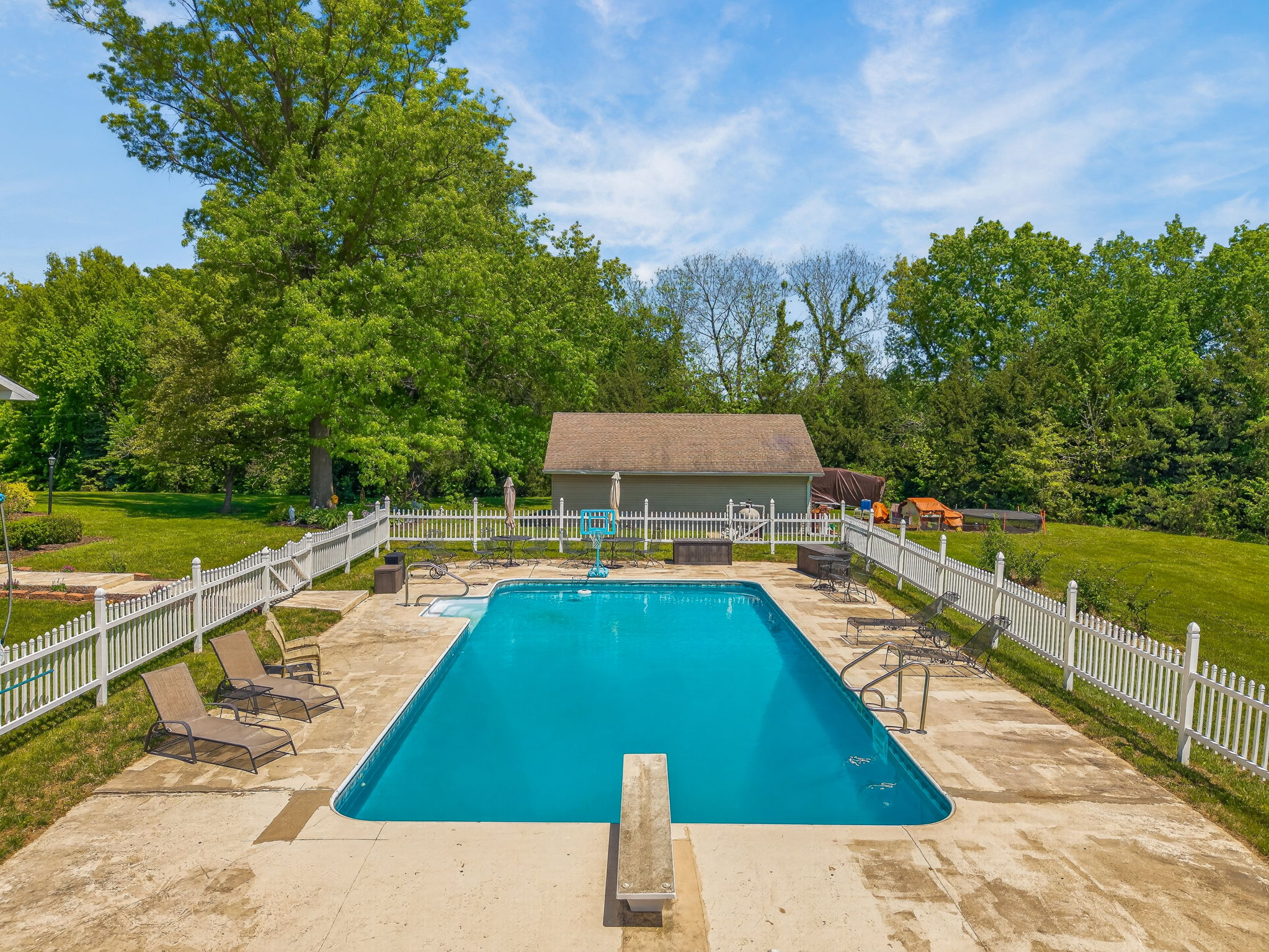 12918 Lakeland Dr-011