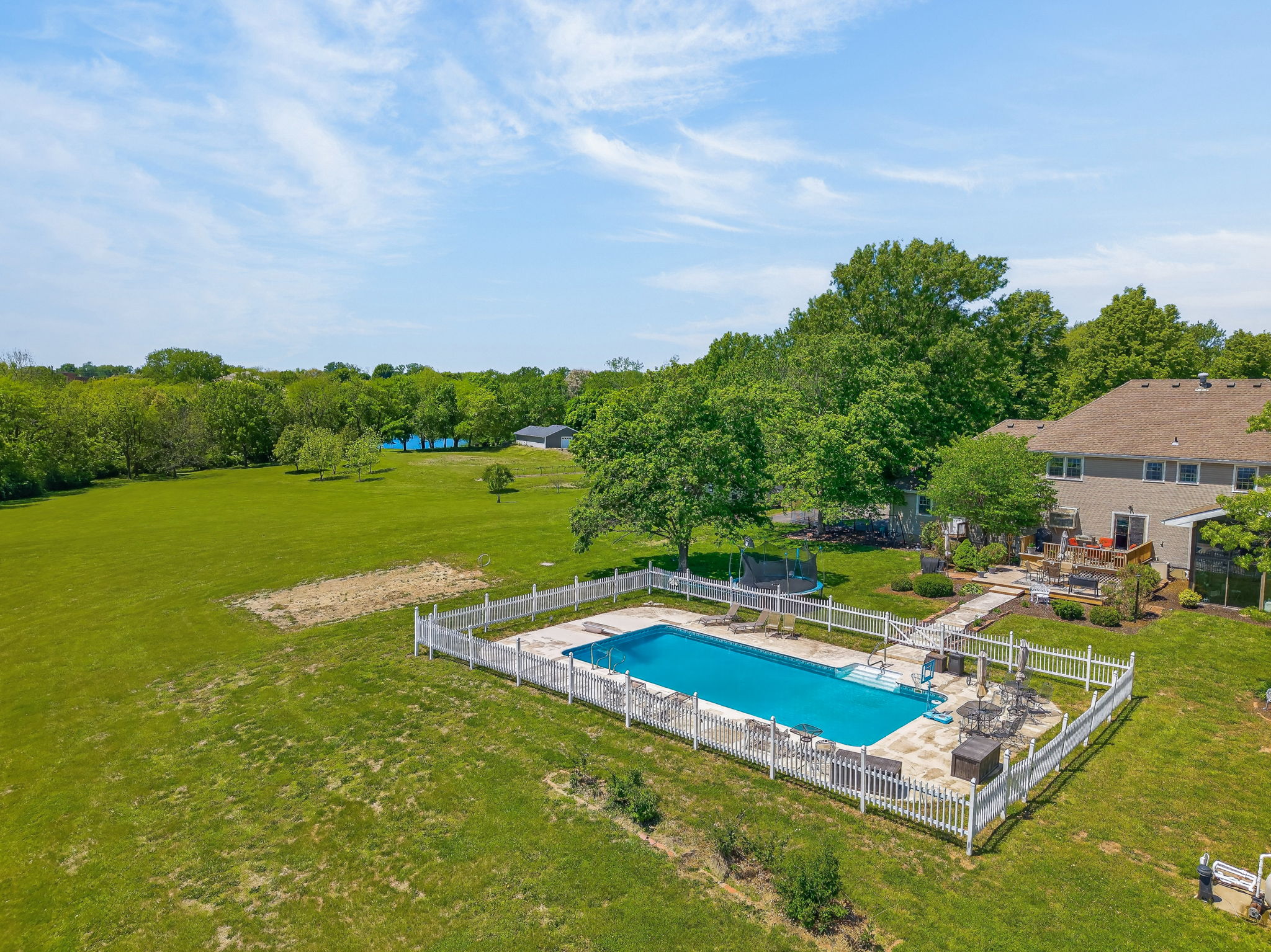 12918 Lakeland Dr-019