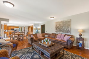 12918 Lakeland Dr-030