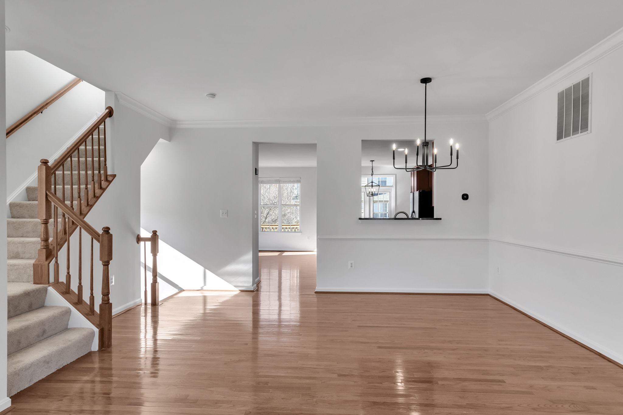 Living Room/Dining Room