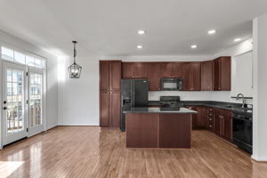Kitchen/Breakfast Area
