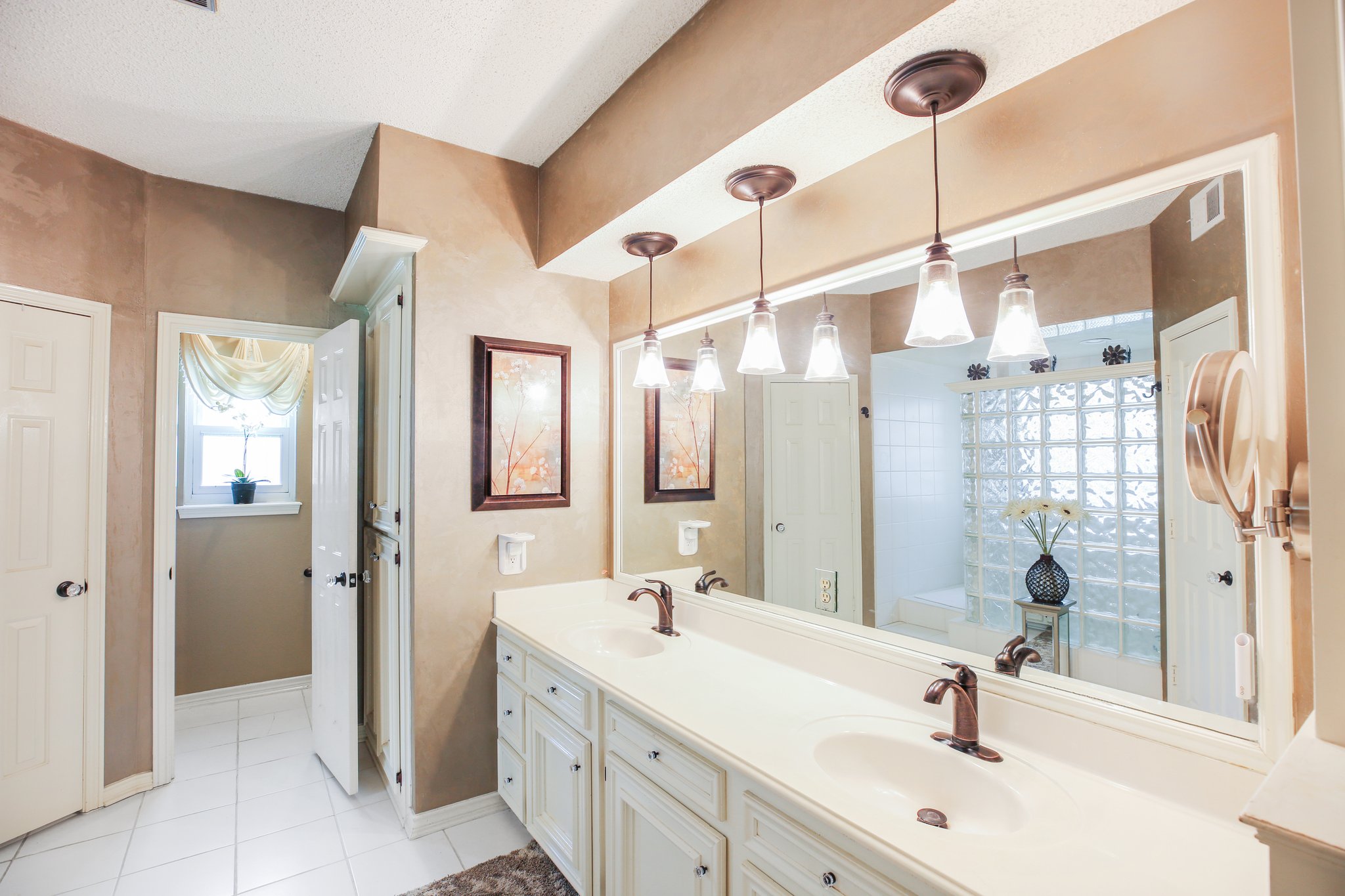 Lynn Haven St-S1504-024.jpg