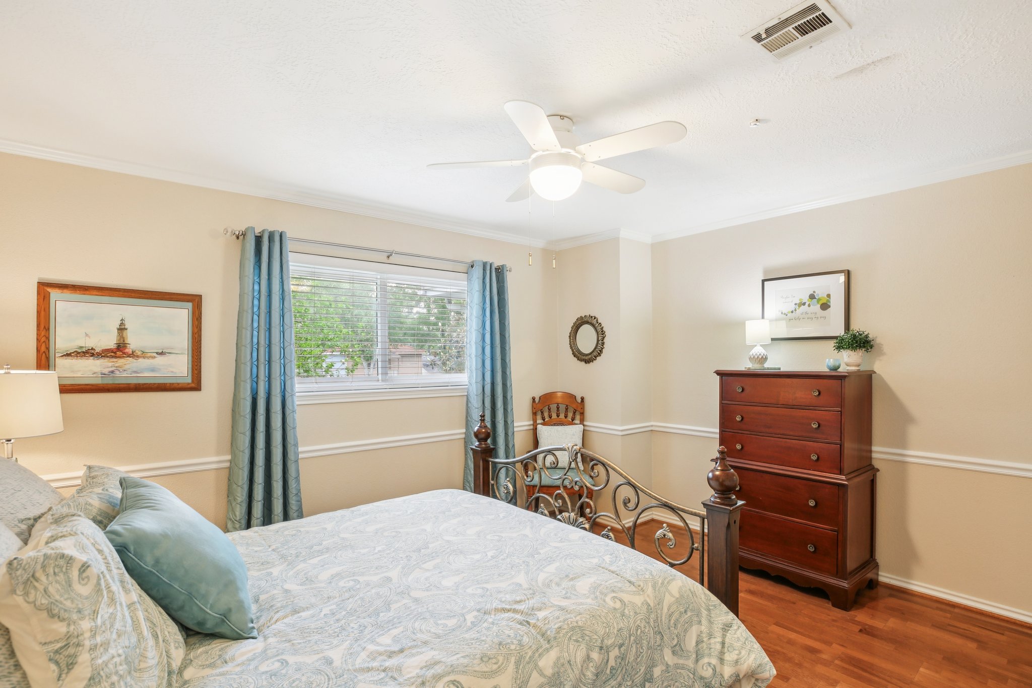 Lynn Haven St-S1504-037.jpg