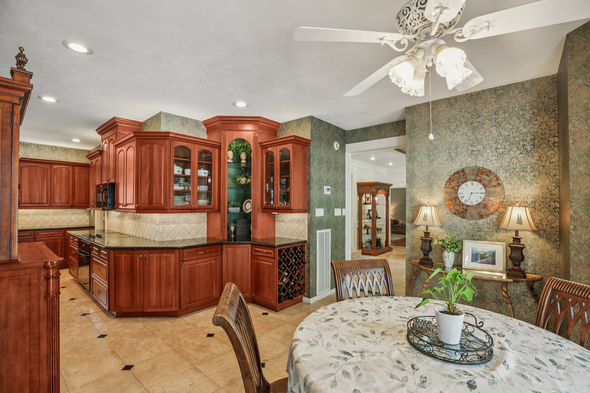 Lynn Haven St-S1504-014rr.jpg