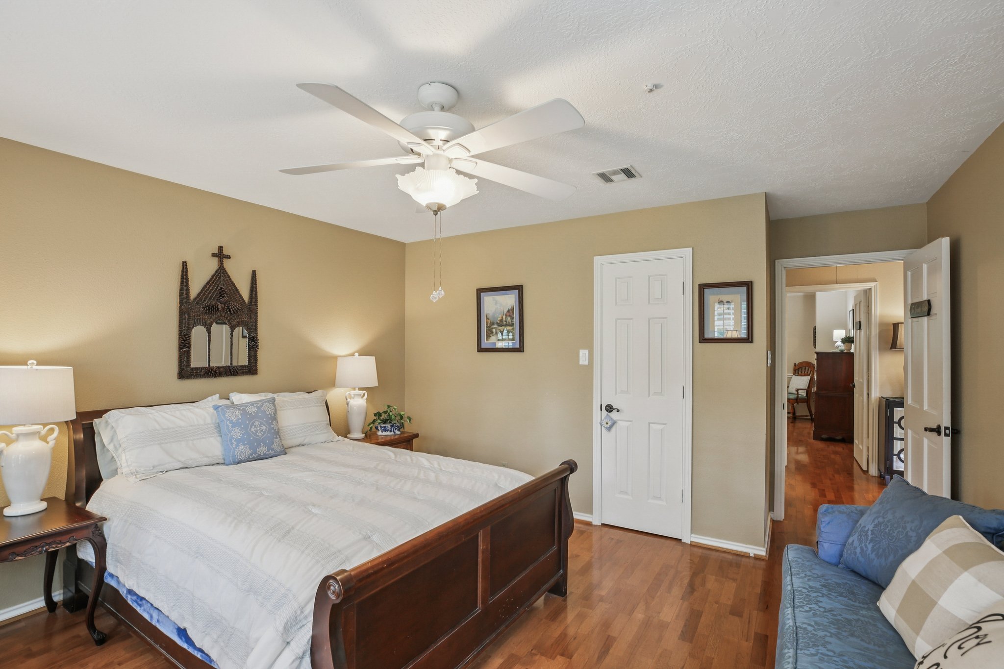 Lynn Haven St-S1504-041rr.jpg