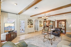 Lynn Haven St-S1504-008.jpg