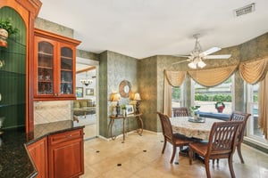 Lynn Haven St-S1504-012.jpg