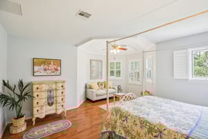 Lynn Haven St-S1504-021.jpg