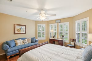 Lynn Haven St-S1504-040.jpg