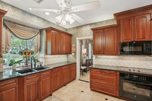 Lynn Haven St-S1504-017r.jpg