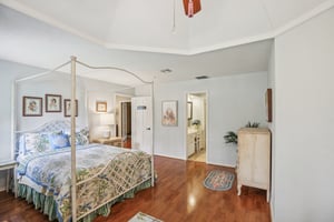 Lynn Haven St-S1504-022r.jpg