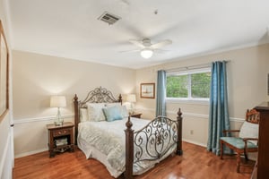 Lynn Haven St-S1504-036r.jpg