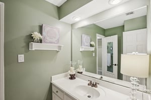 Lynn Haven St-S1504-042r.jpg