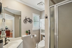 Lynn Haven St-S1504-044r.jpg