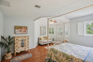 Lynn Haven St-S1504-021rr.jpg