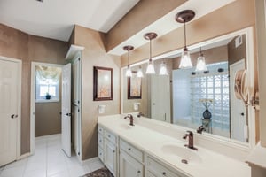 Lynn Haven St-S1504-024rr.jpg