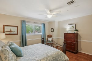 Lynn Haven St-S1504-037rr.jpg