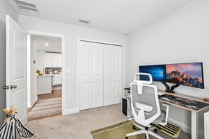 Holsinger Blvd-S0808-034.jpg