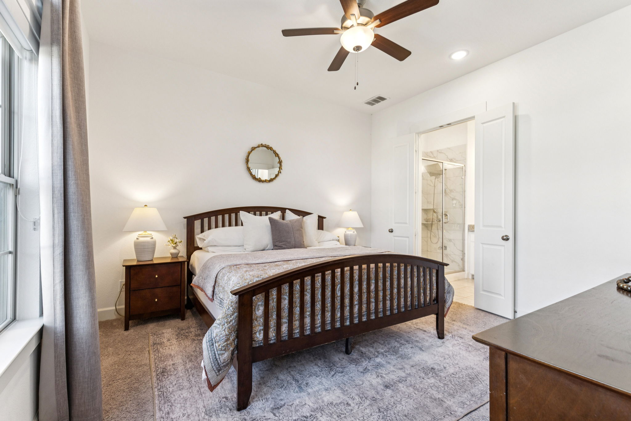 Downstairs Bedroom with Ensuite Bathroom and walk-in closet