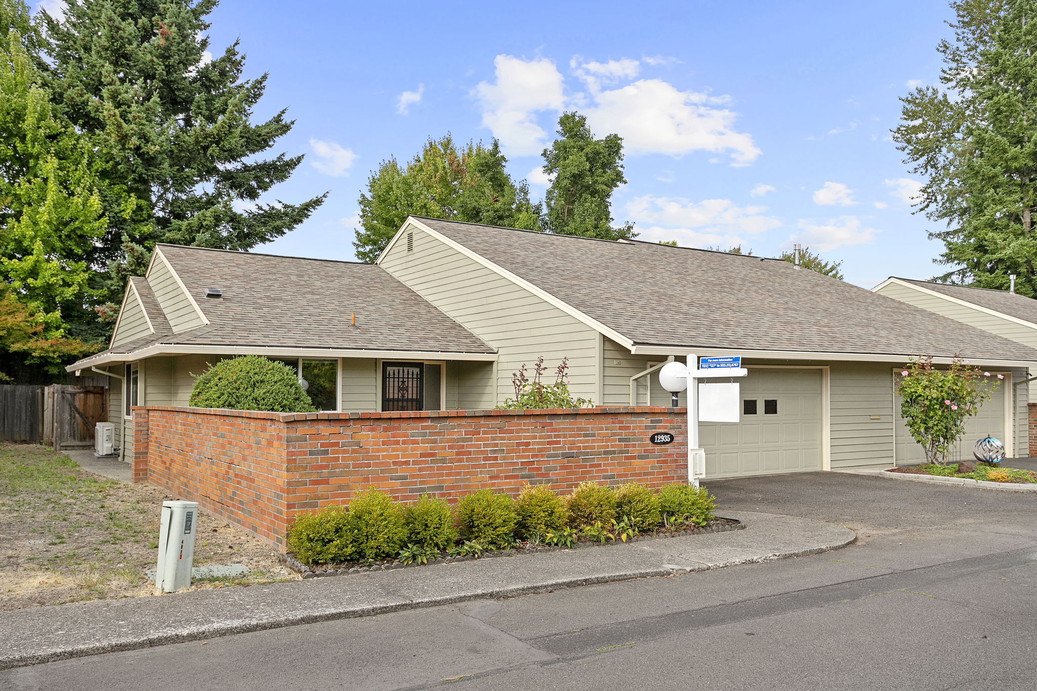 12935 SW King Richard Dr, King City, OR 97224 Portland Picture